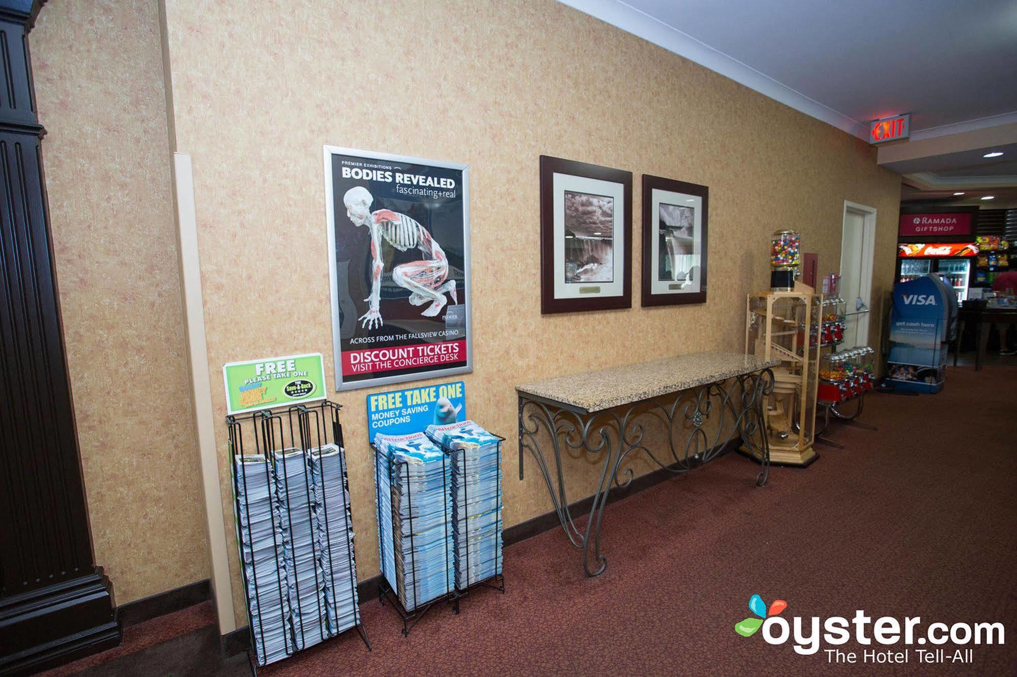 Ramada By Wyndham Niagara Falls/Fallsview Dış mekan fotoğraf